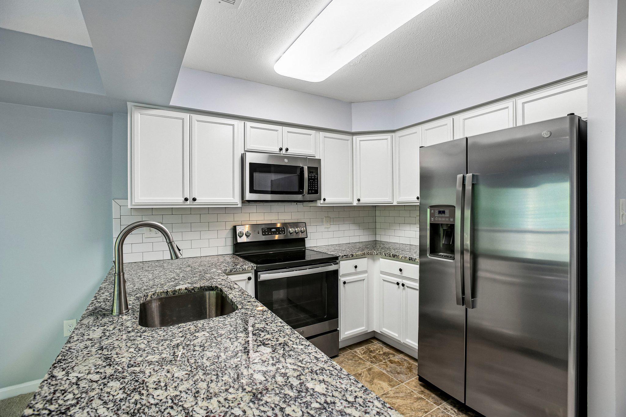 18224 Windsor Hill Dr #307 Property Photo 9