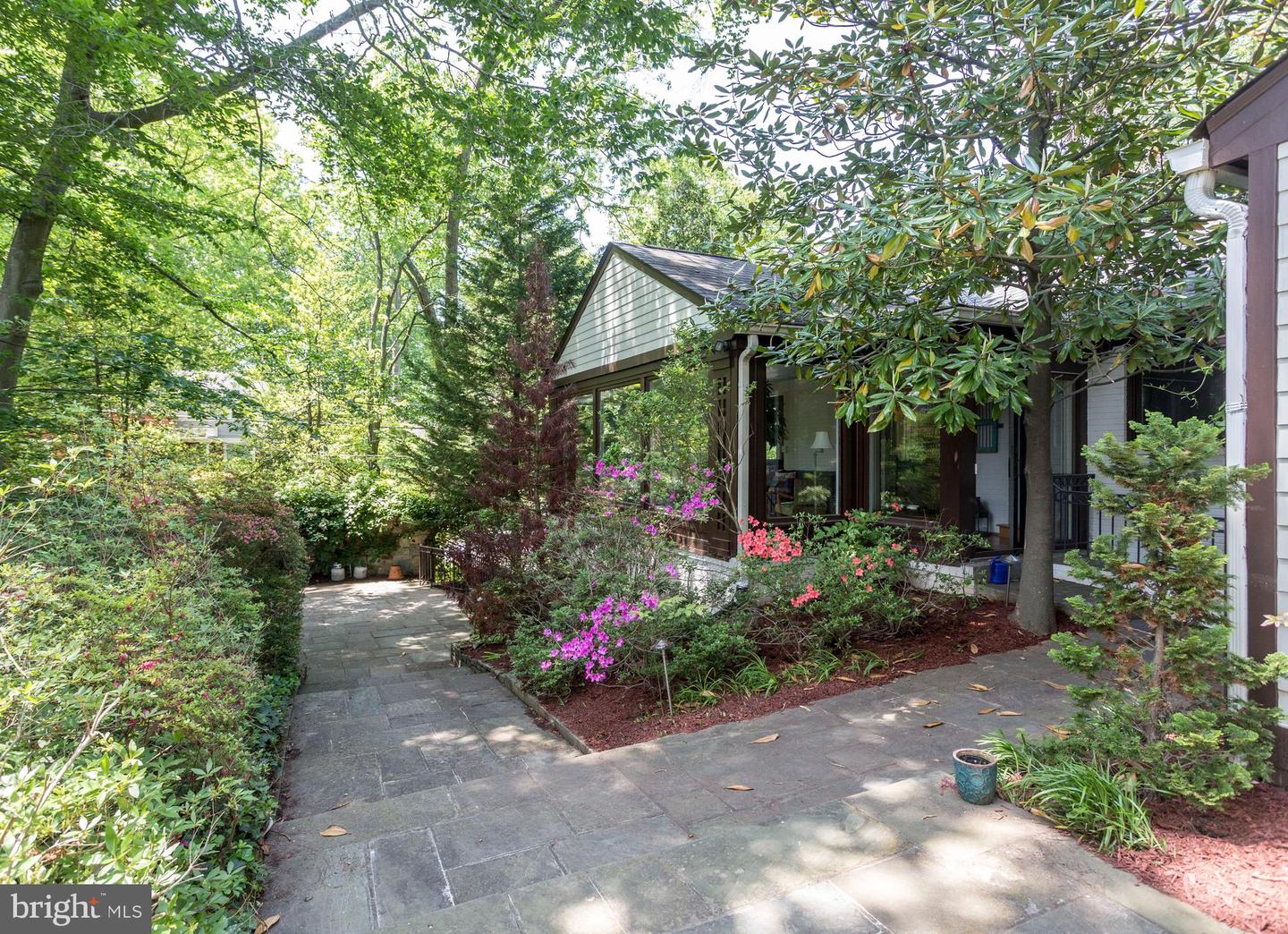 5628 Knollwood Rd Property Photo 1