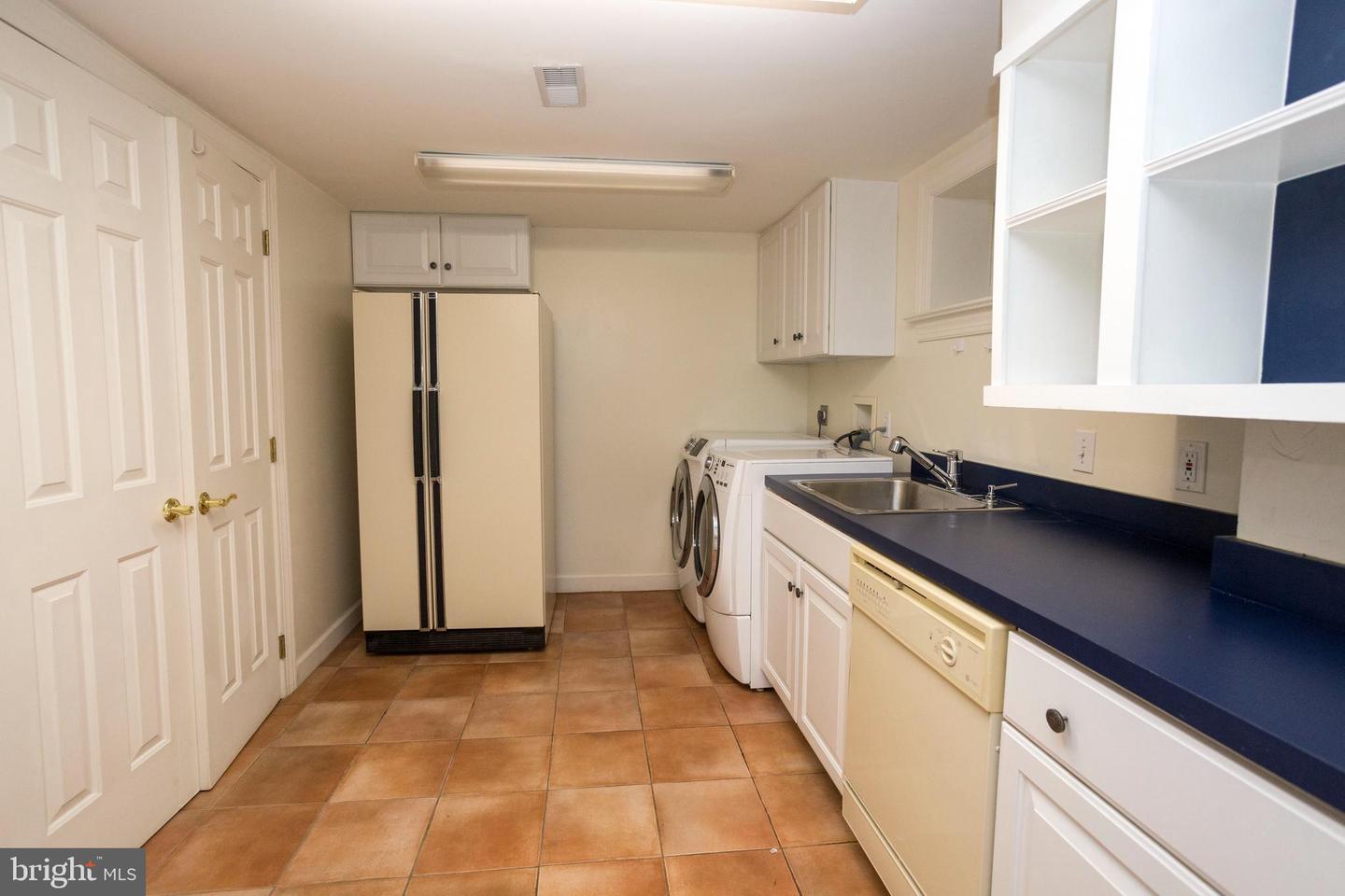 5628 Knollwood Rd Property Photo 3
