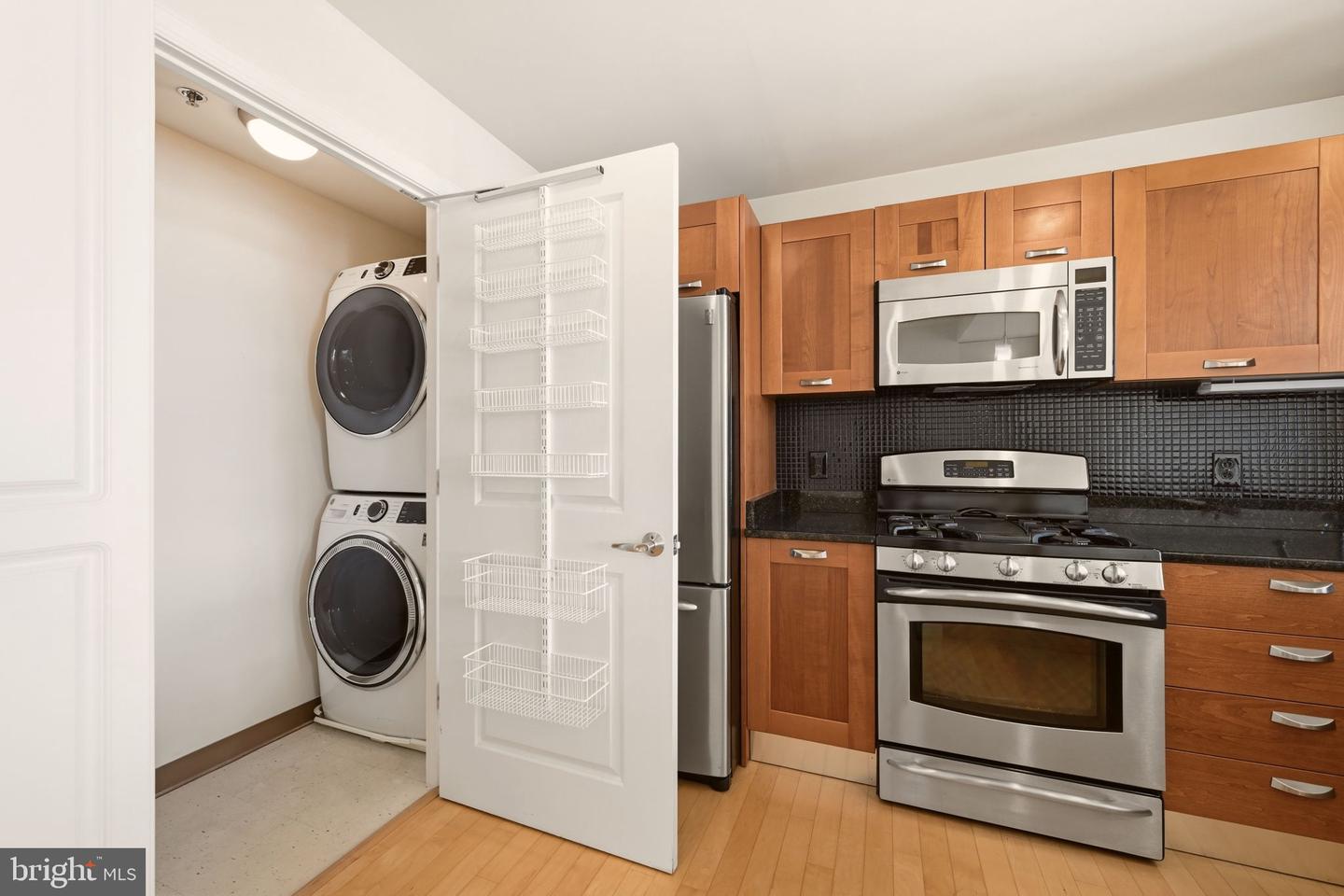 5750 Bou Ave #812 Property Photo 14