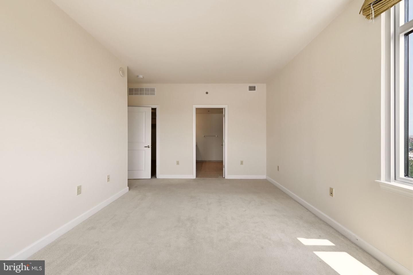 5750 Bou Ave #812 Property Photo 21