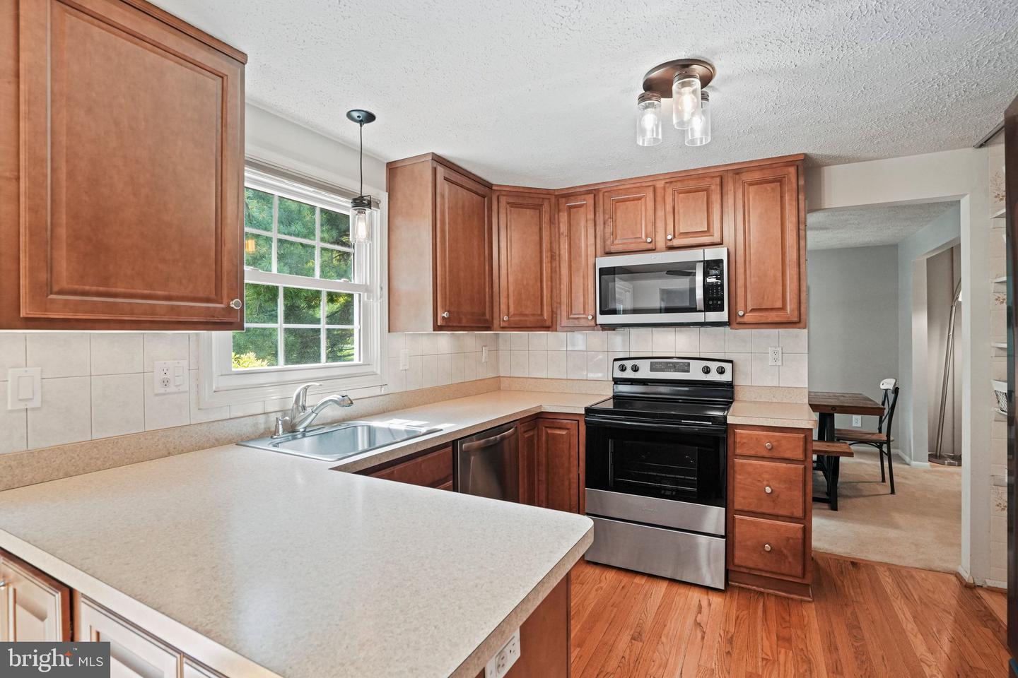 19032 Jamieson Dr Property Photo 8
