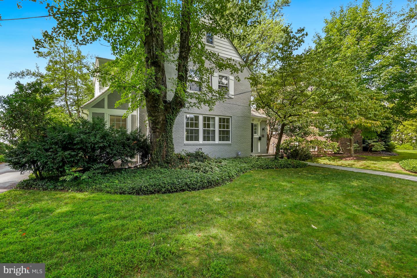 6704 Maple Ave Property Photo 1