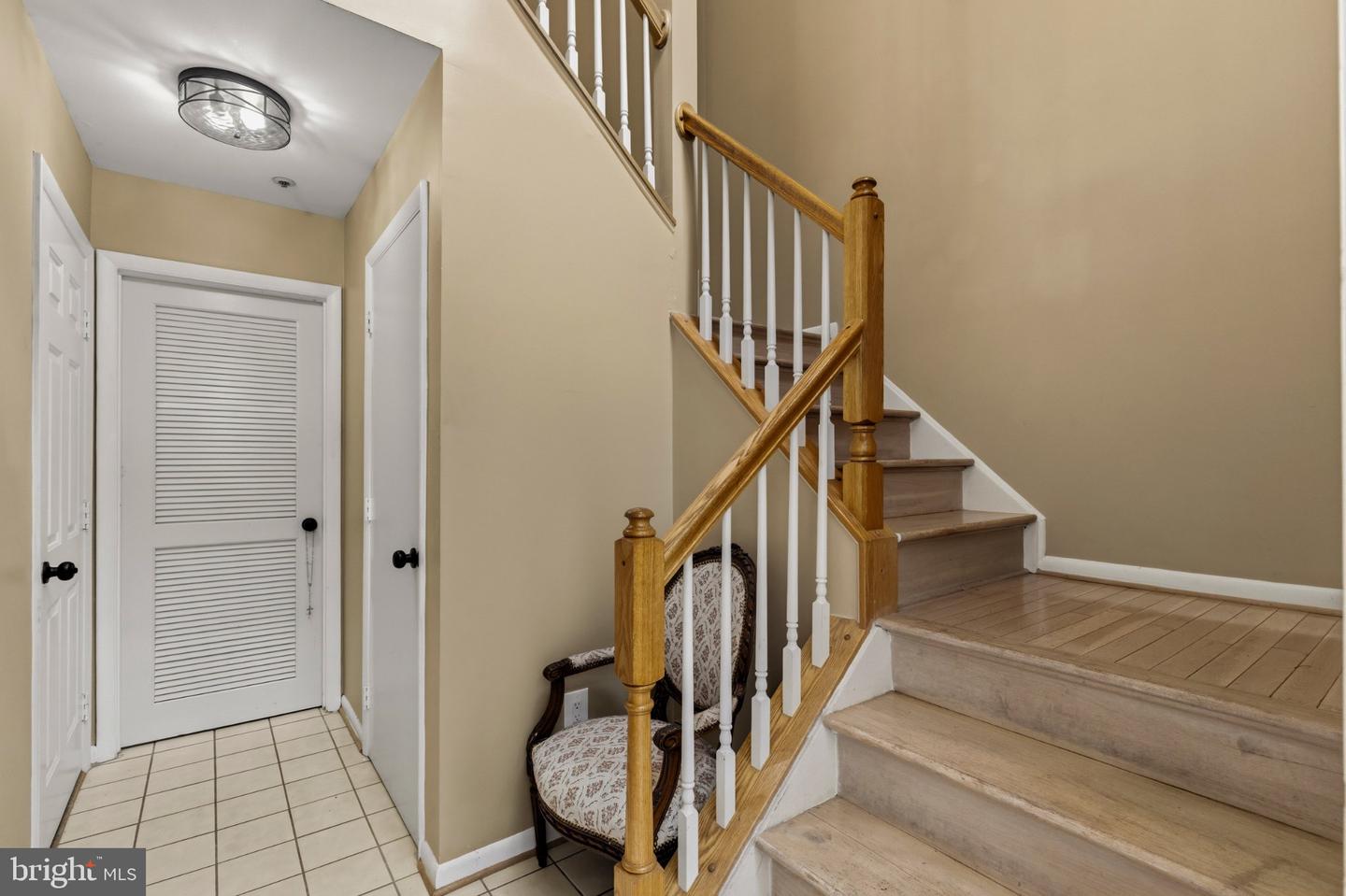 10344 Royal Woods Ct Property Photo 4