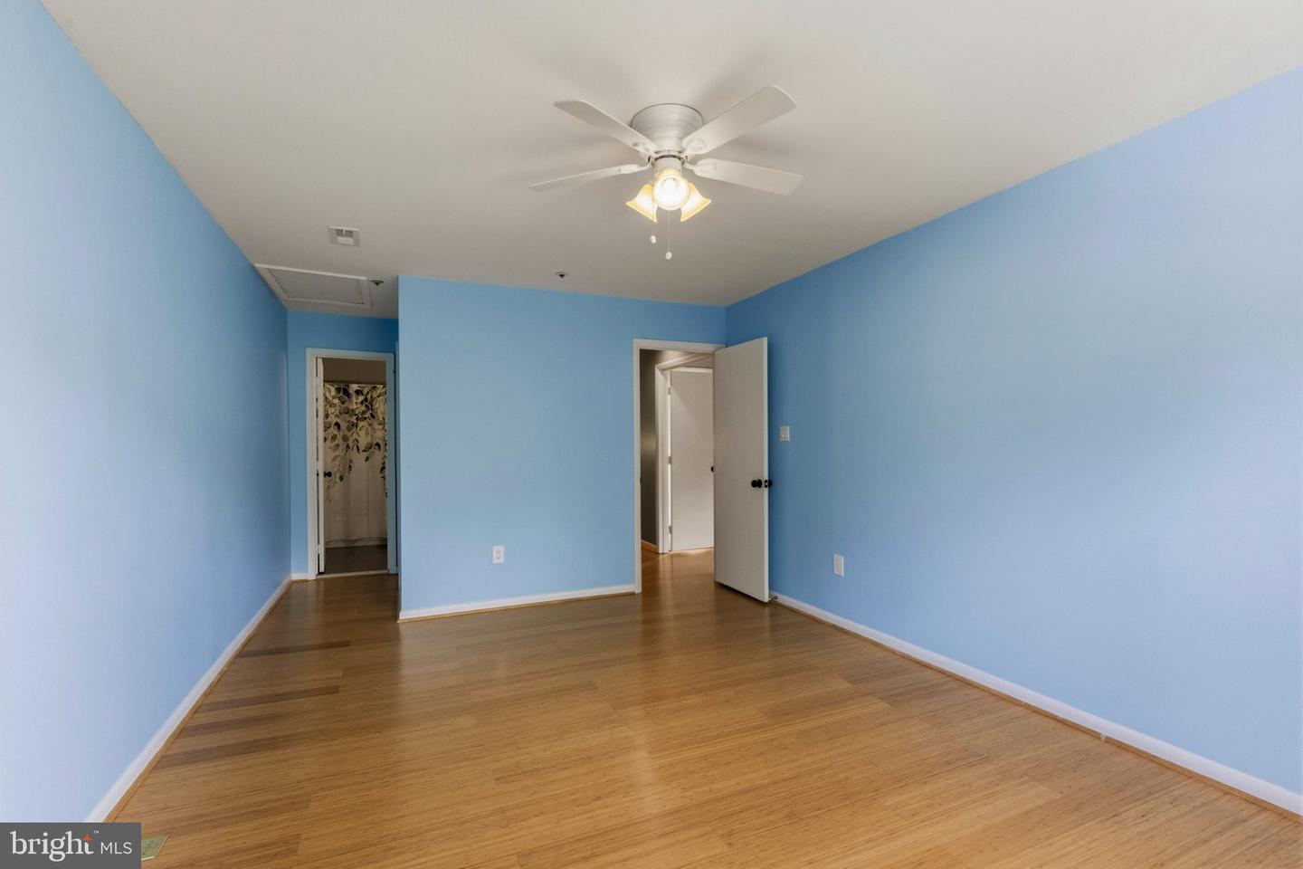 10344 Royal Woods Ct Property Photo 24
