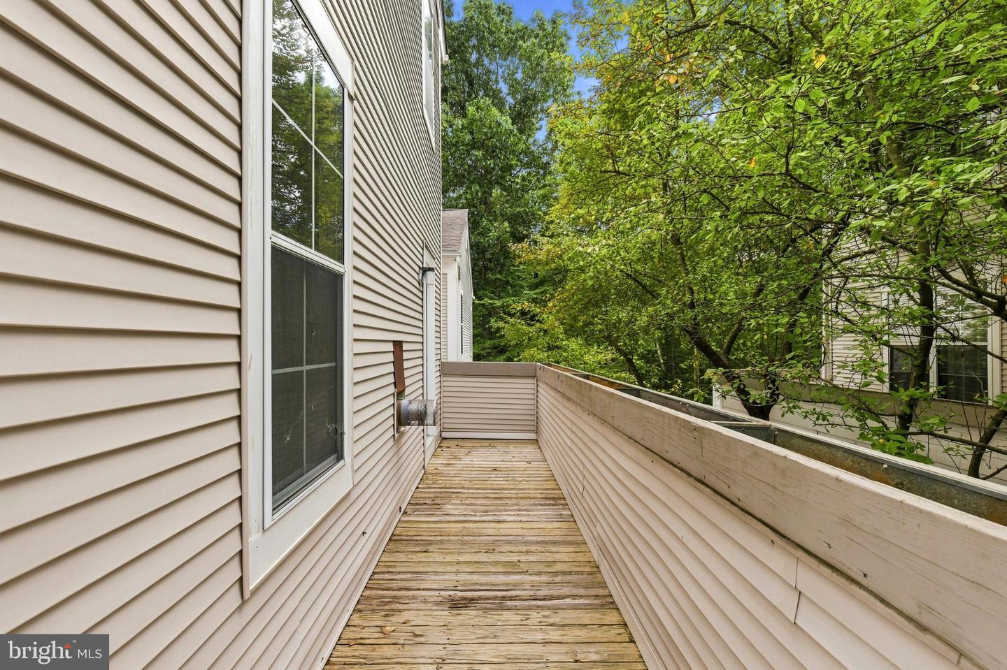 10344 Royal Woods Ct Property Photo 28