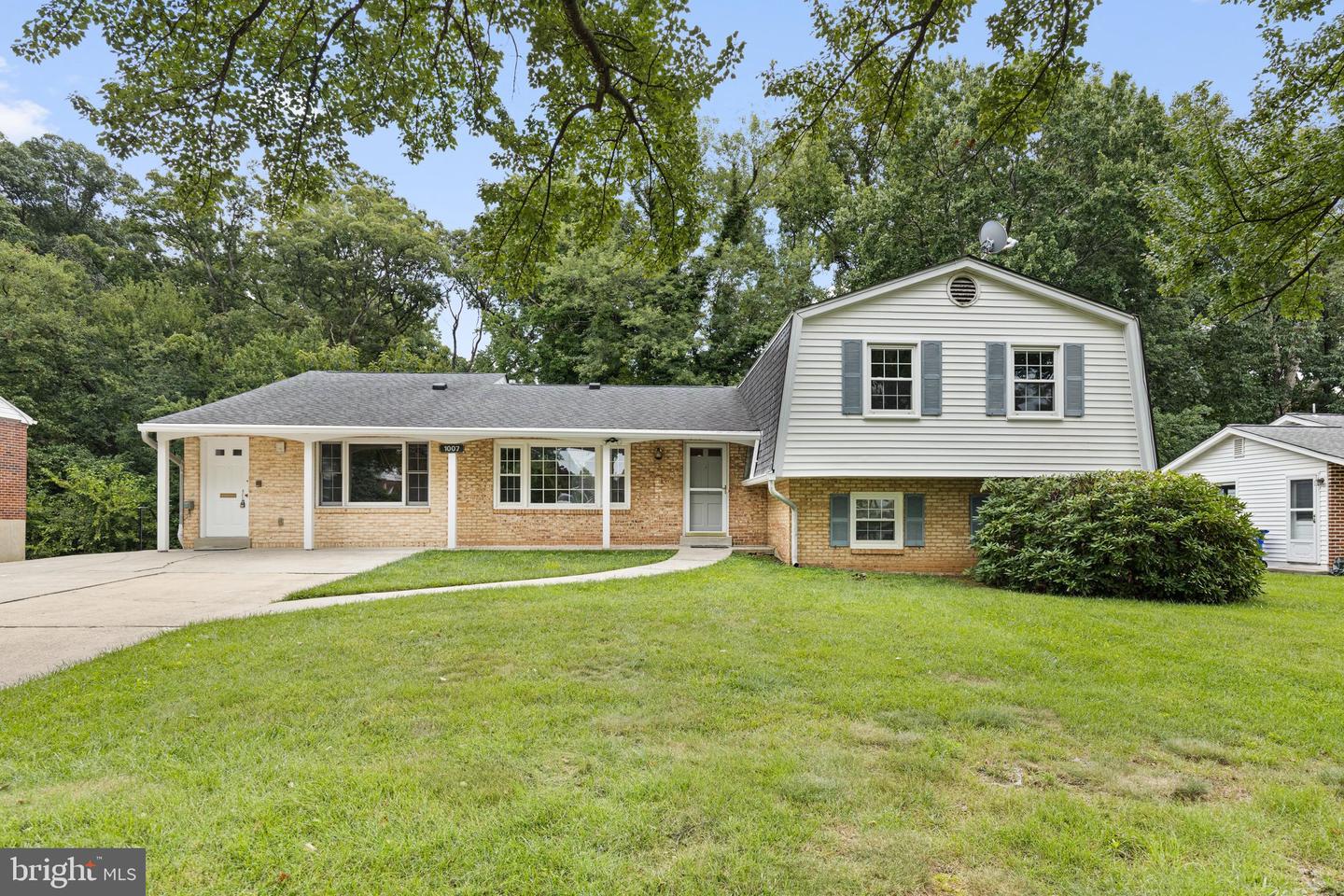 1007 Ruppert Rd Property Photo 1