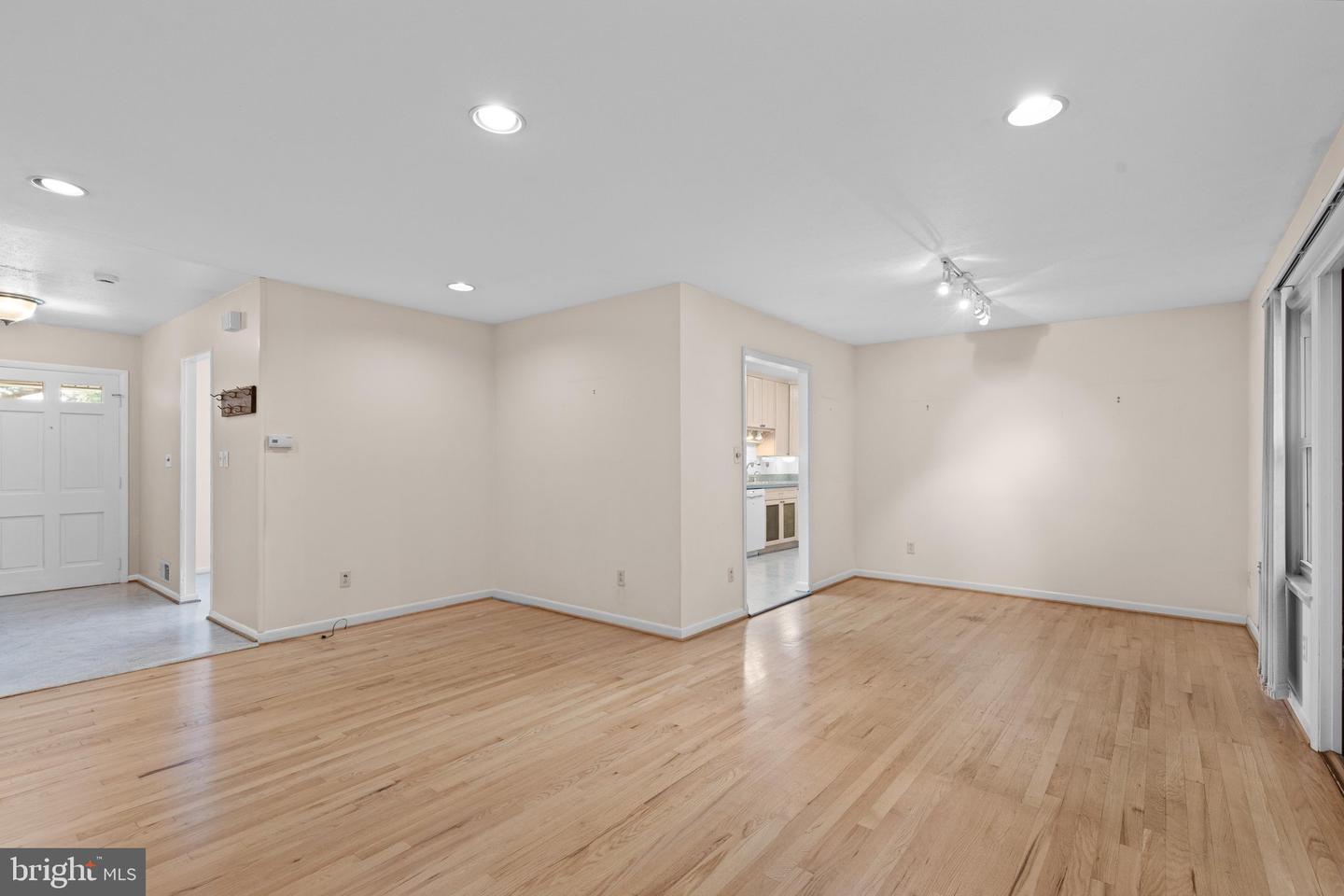 1007 Ruppert Rd Property Photo 5