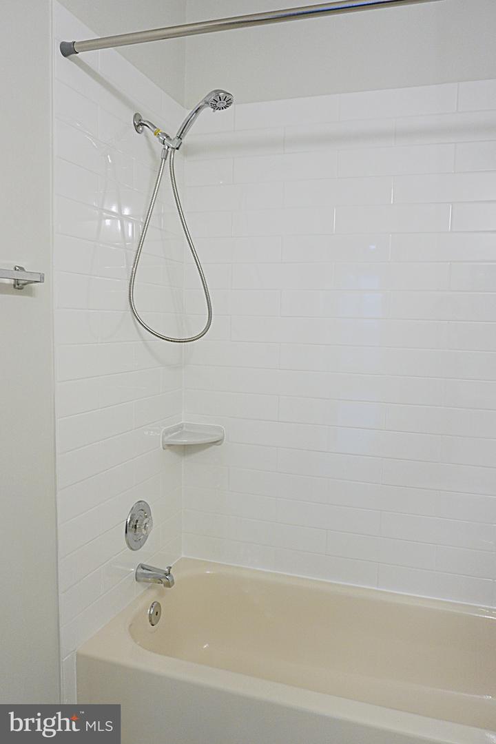 10824 Antigua Ter #103 Property Photo 12