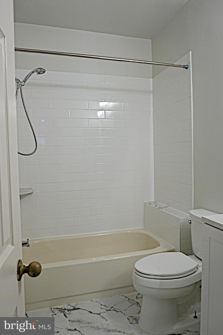 10824 Antigua Ter #103 Property Photo 16