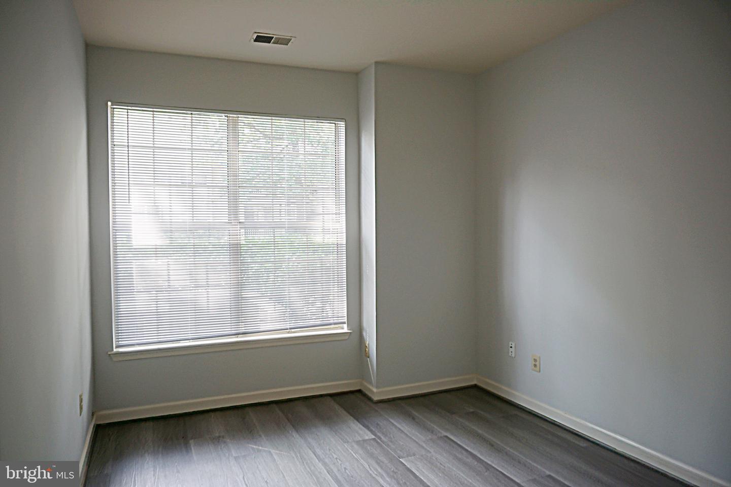 10824 Antigua Ter #103 Property Photo 17