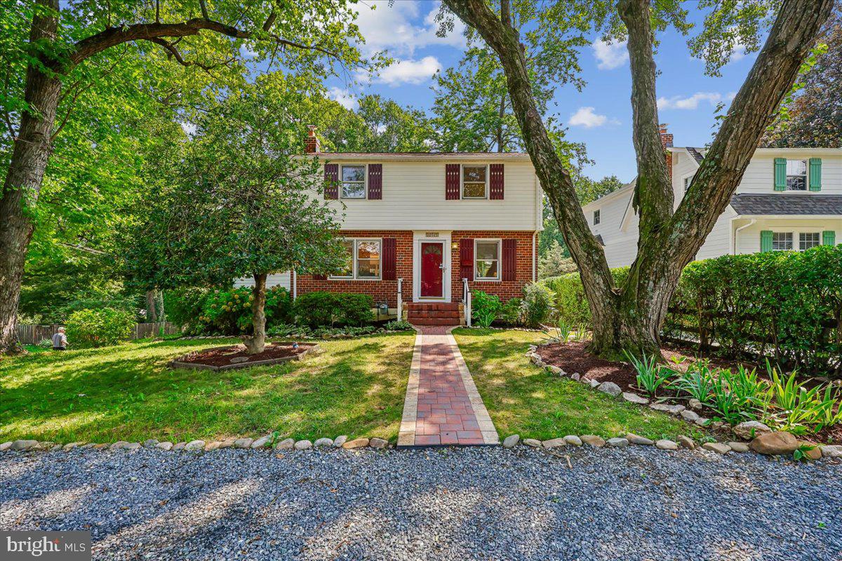 10115 Grant Ave Property Photo 1