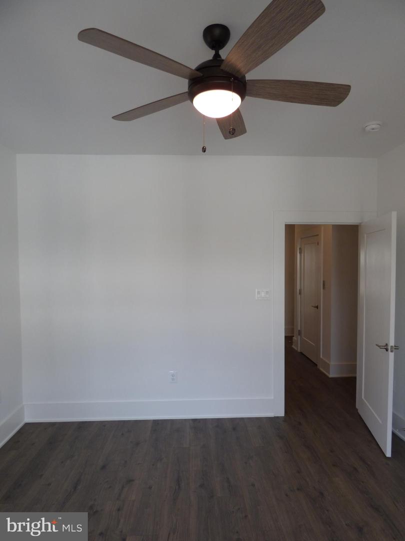 11360 Emerald Park Rd Property Photo 29