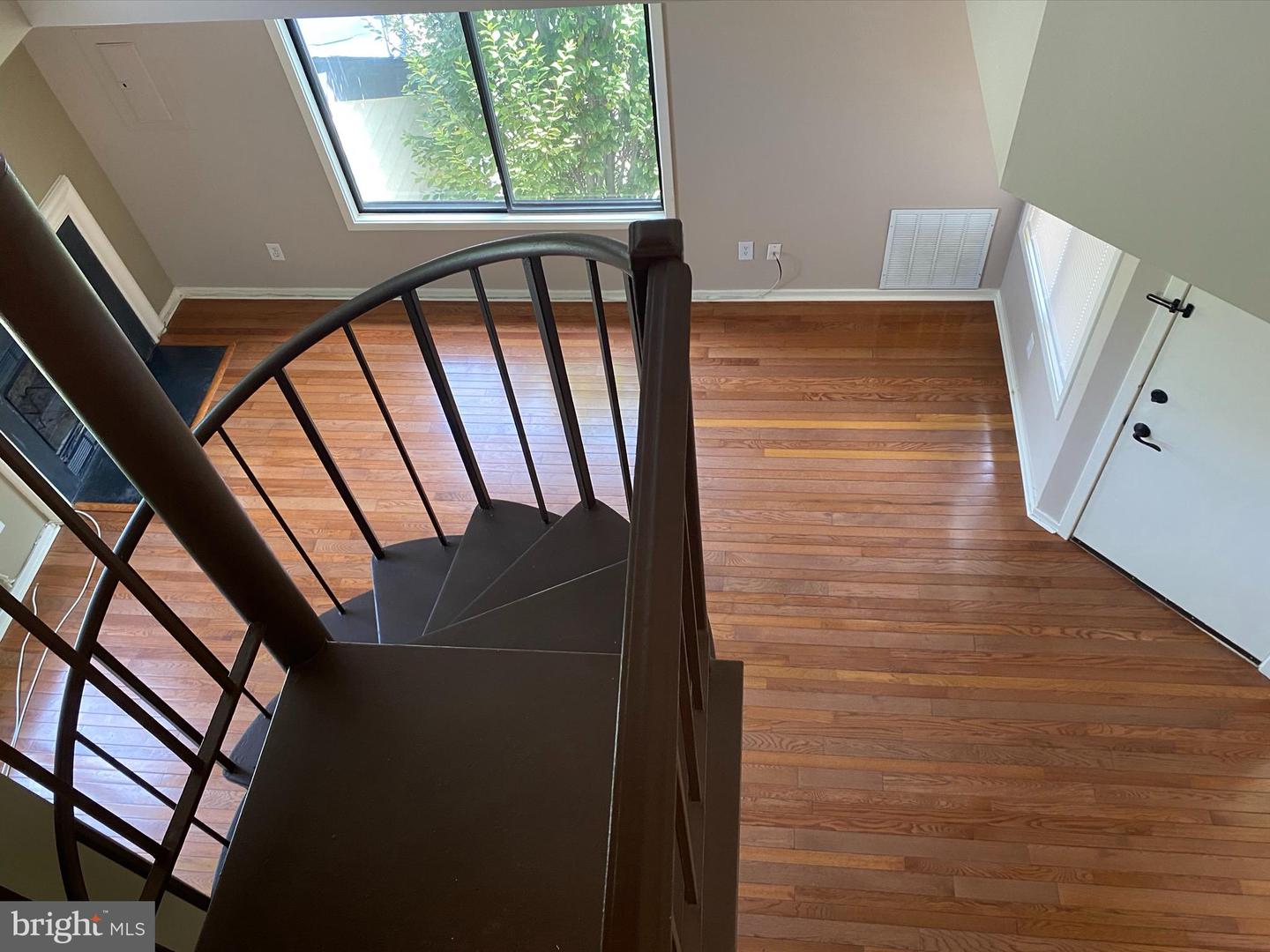 18472 Bishopstone Ct #242 Property Photo 2