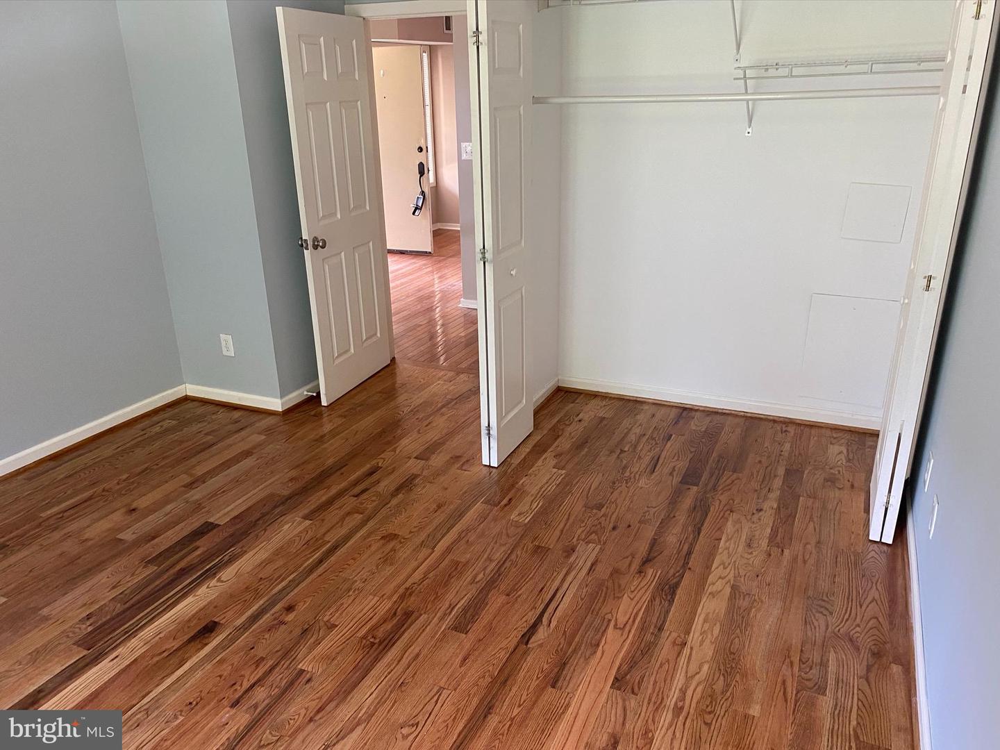 18472 Bishopstone Ct #242 Property Photo 12