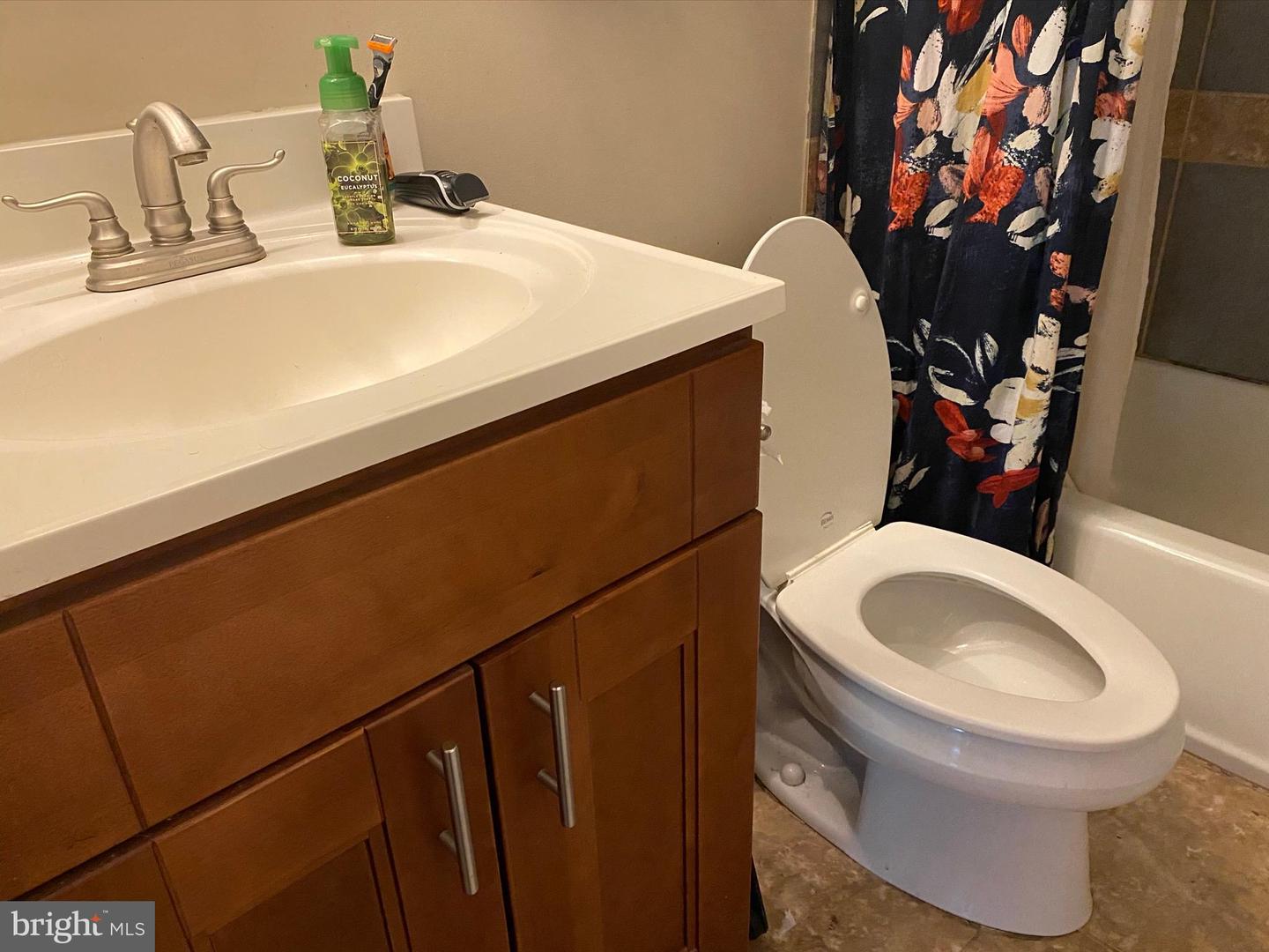 18472 Bishopstone Ct #242 Property Photo 15
