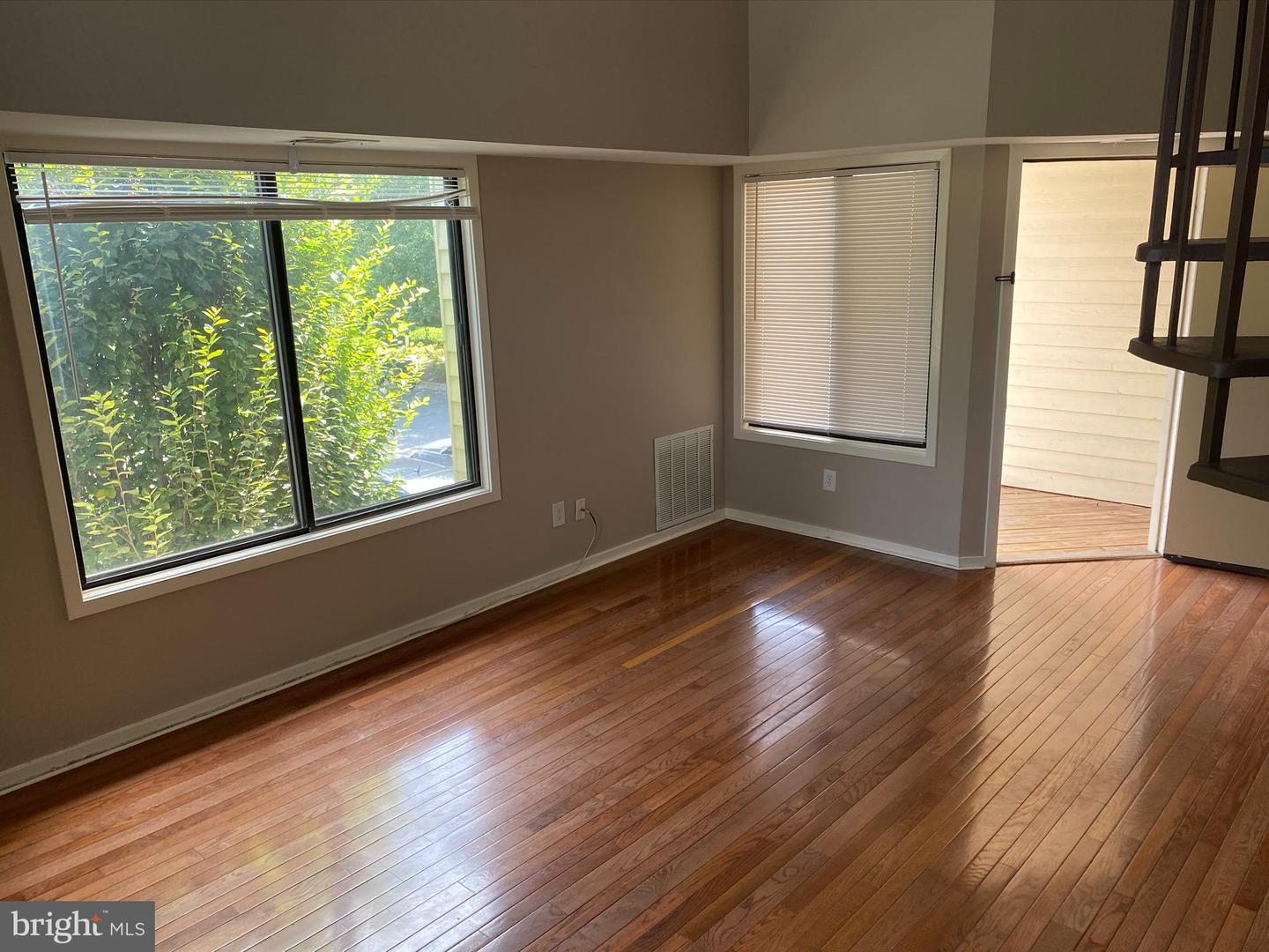 18472 Bishopstone Ct #242 Property Photo 28