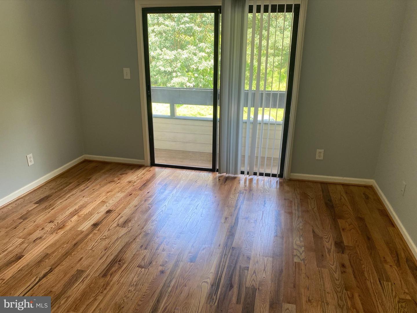 18472 Bishopstone Ct #242 Property Photo 29