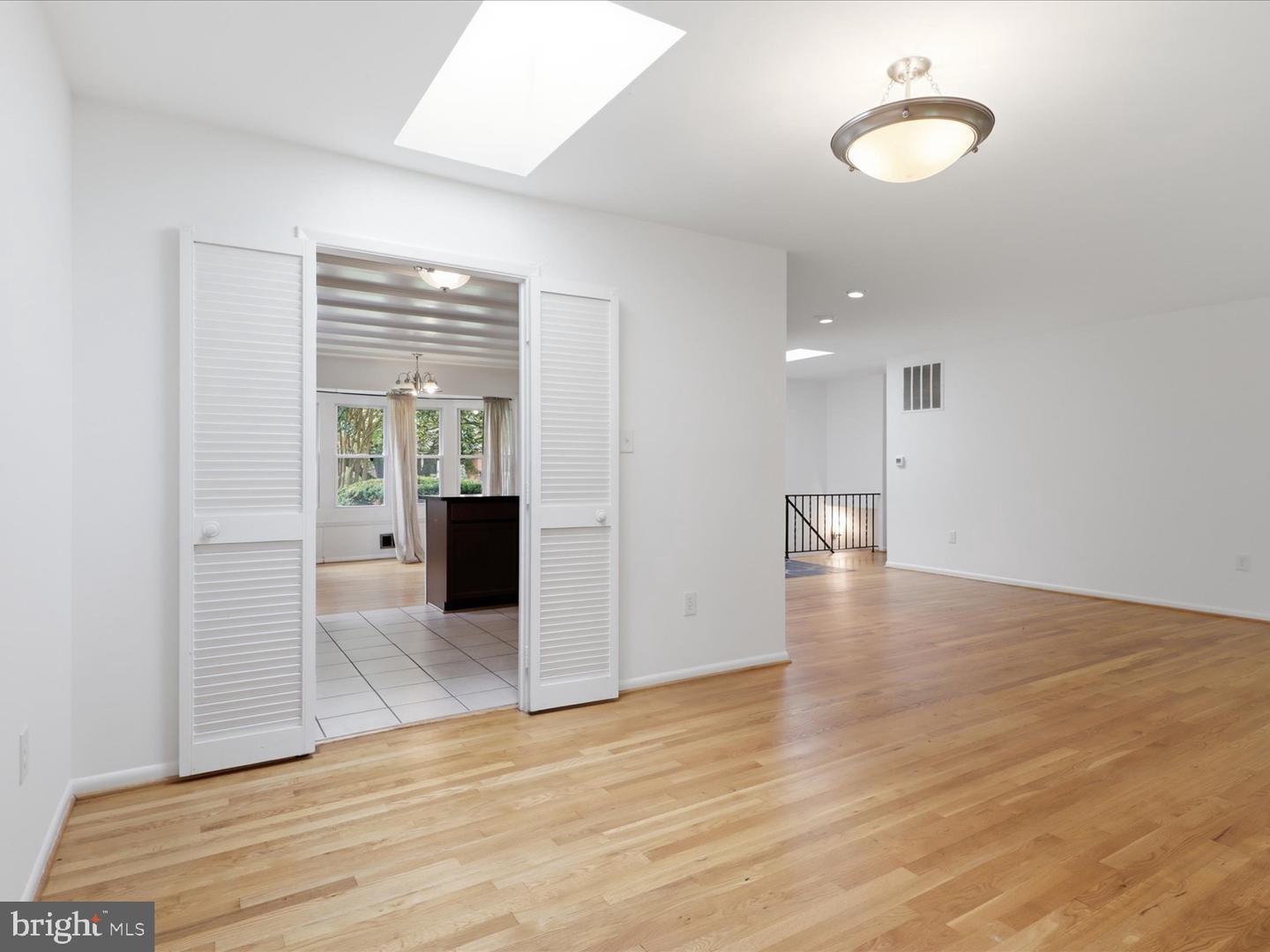 12823 Camellia Dr Property Photo 6