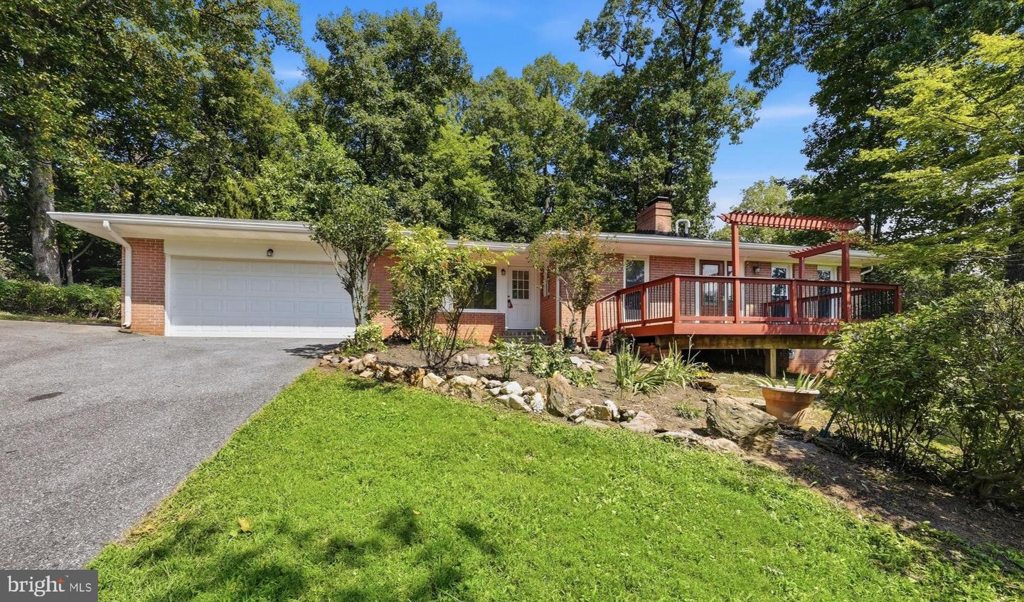 9425 EMORY GROVE RD