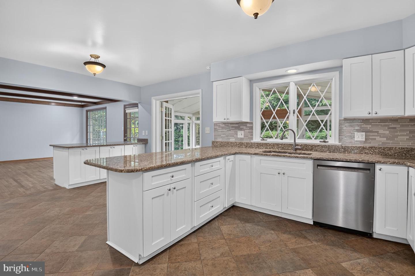 9612 Annlee Ter Property Photo 3