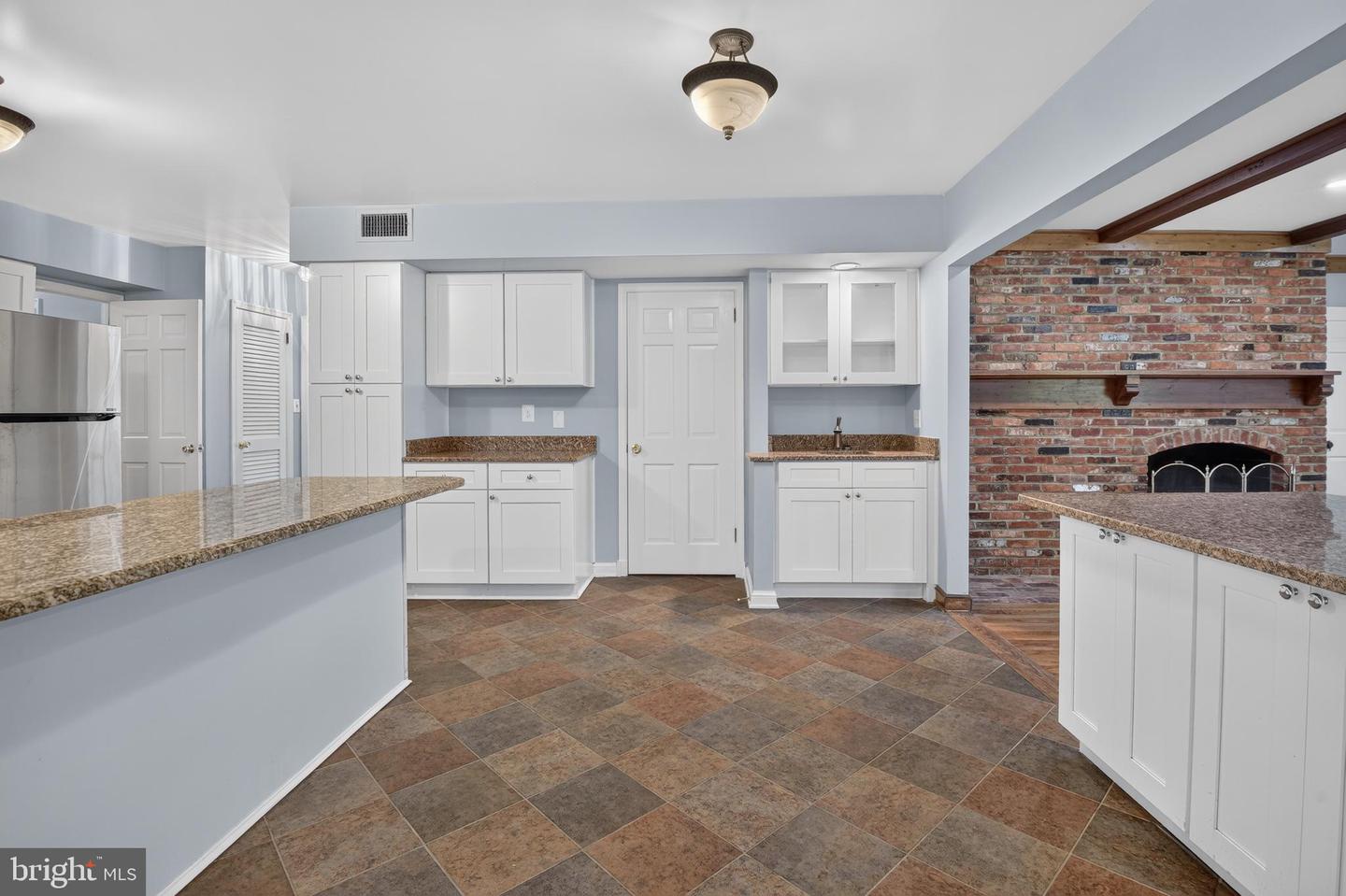 9612 Annlee Ter Property Photo 9