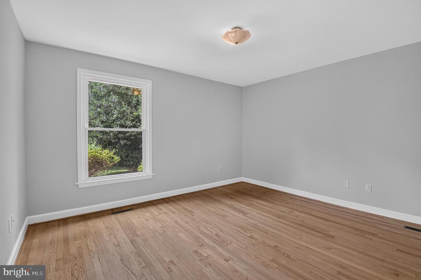 9612 Annlee Ter Property Photo 17