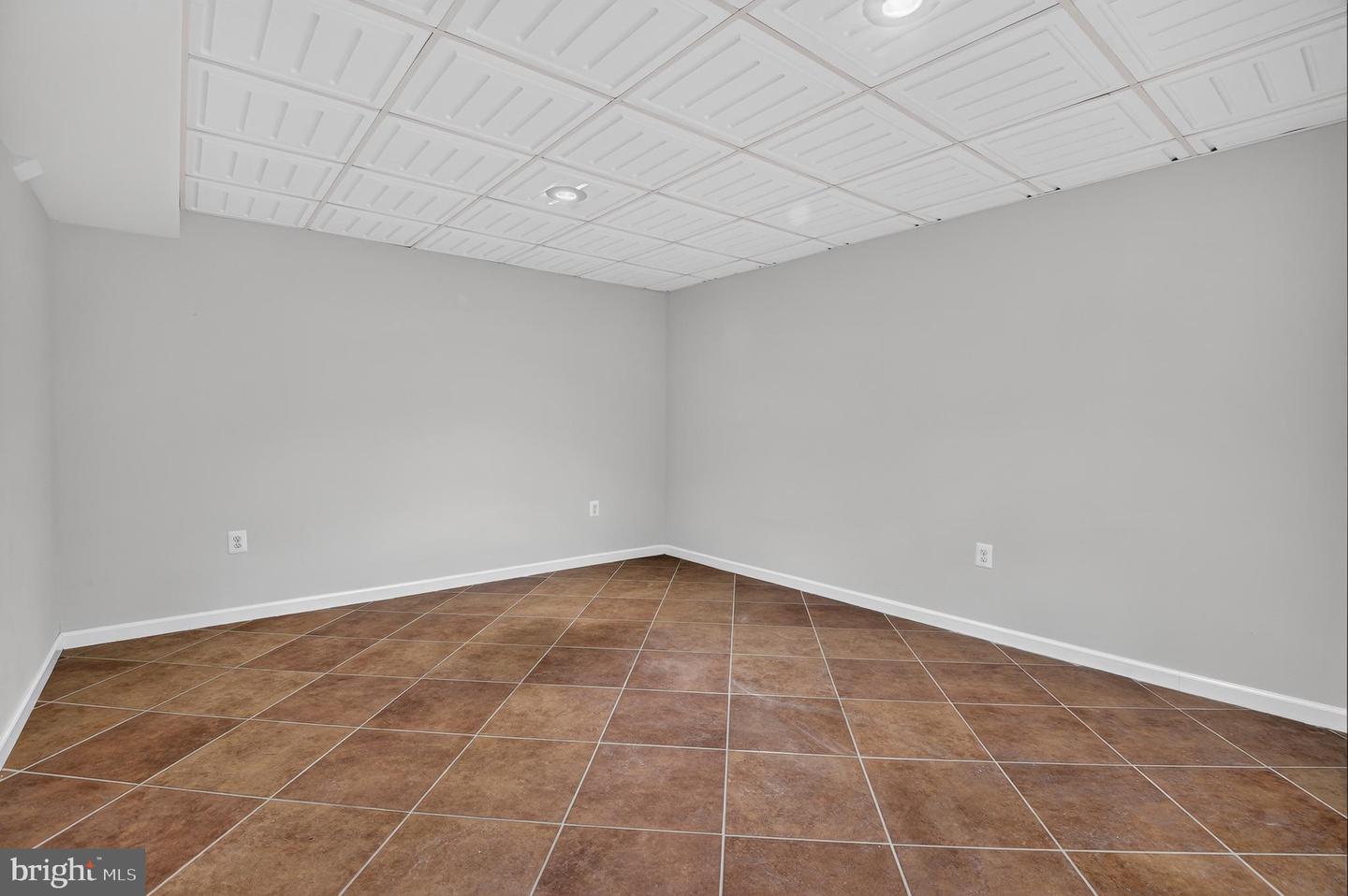 9612 Annlee Ter Property Photo 22