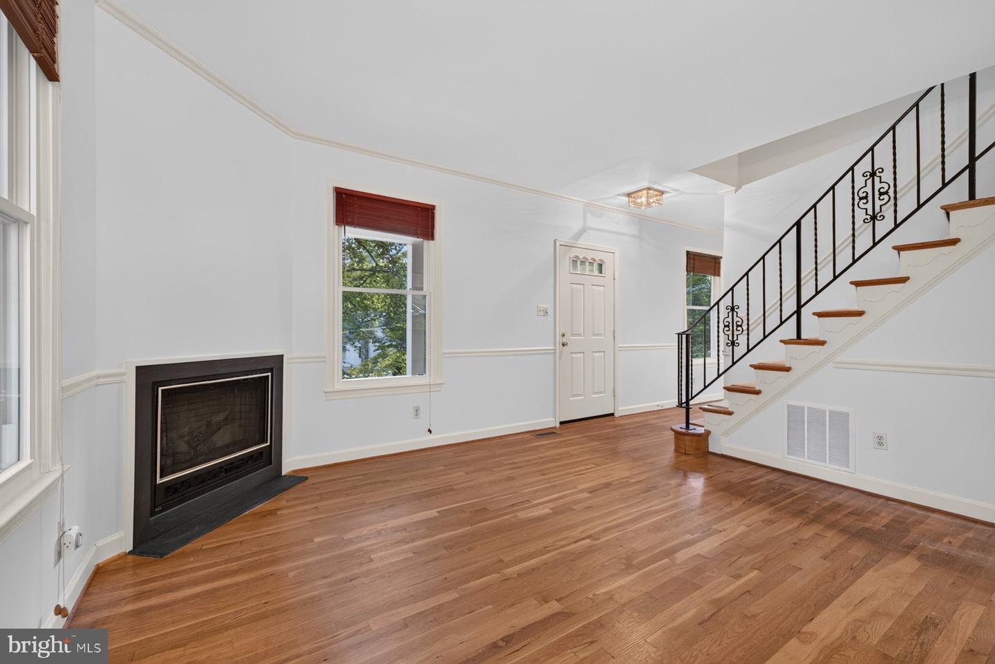 2813 Beechbank Rd Property Photo 4