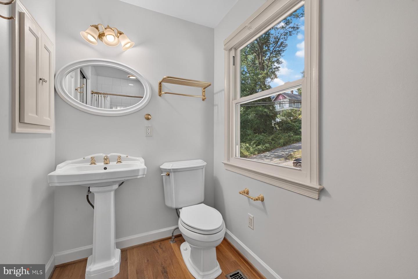 2813 Beechbank Rd Property Photo 17