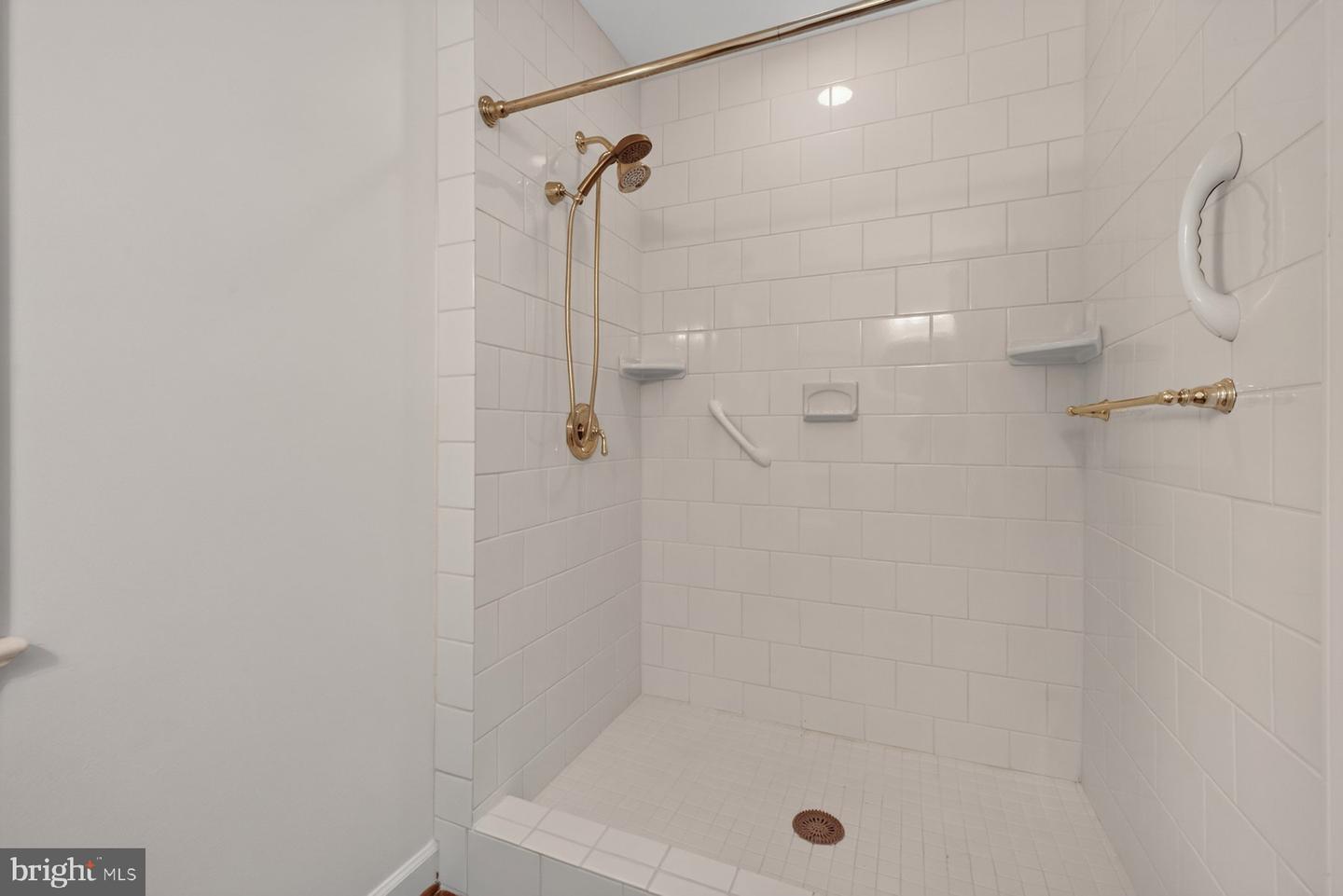 2813 Beechbank Rd Property Photo 18