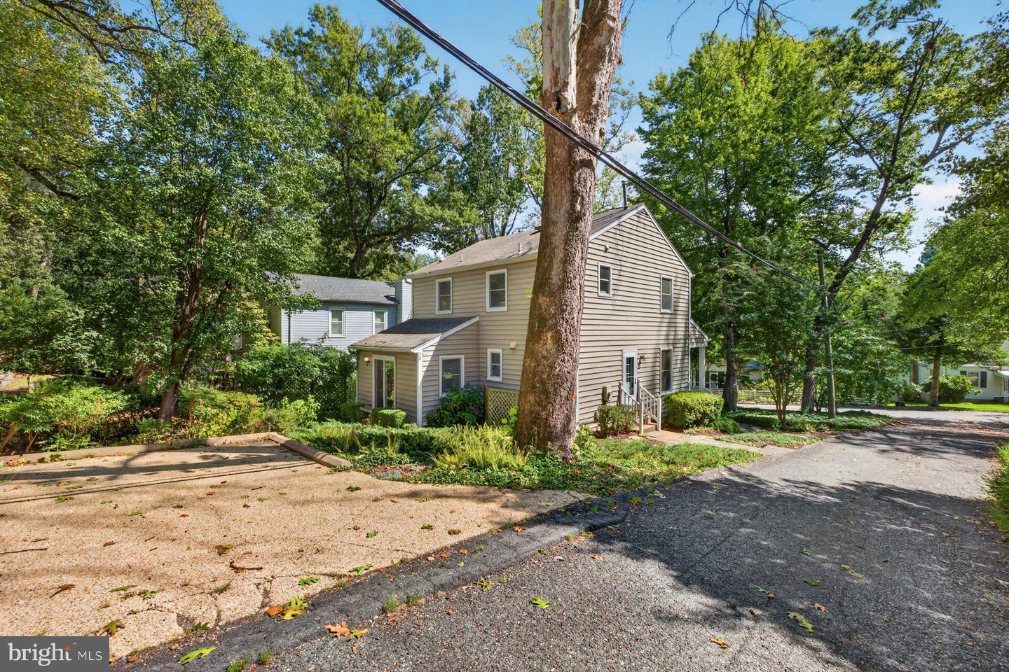 2813 Beechbank Rd Property Photo 27