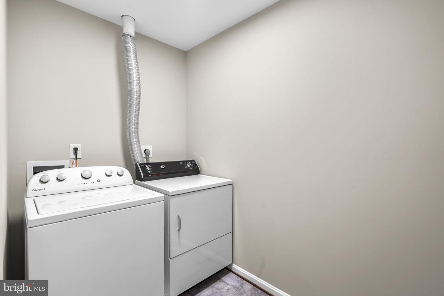 15301 Diamond Cove Ter #8-b Property Photo 41