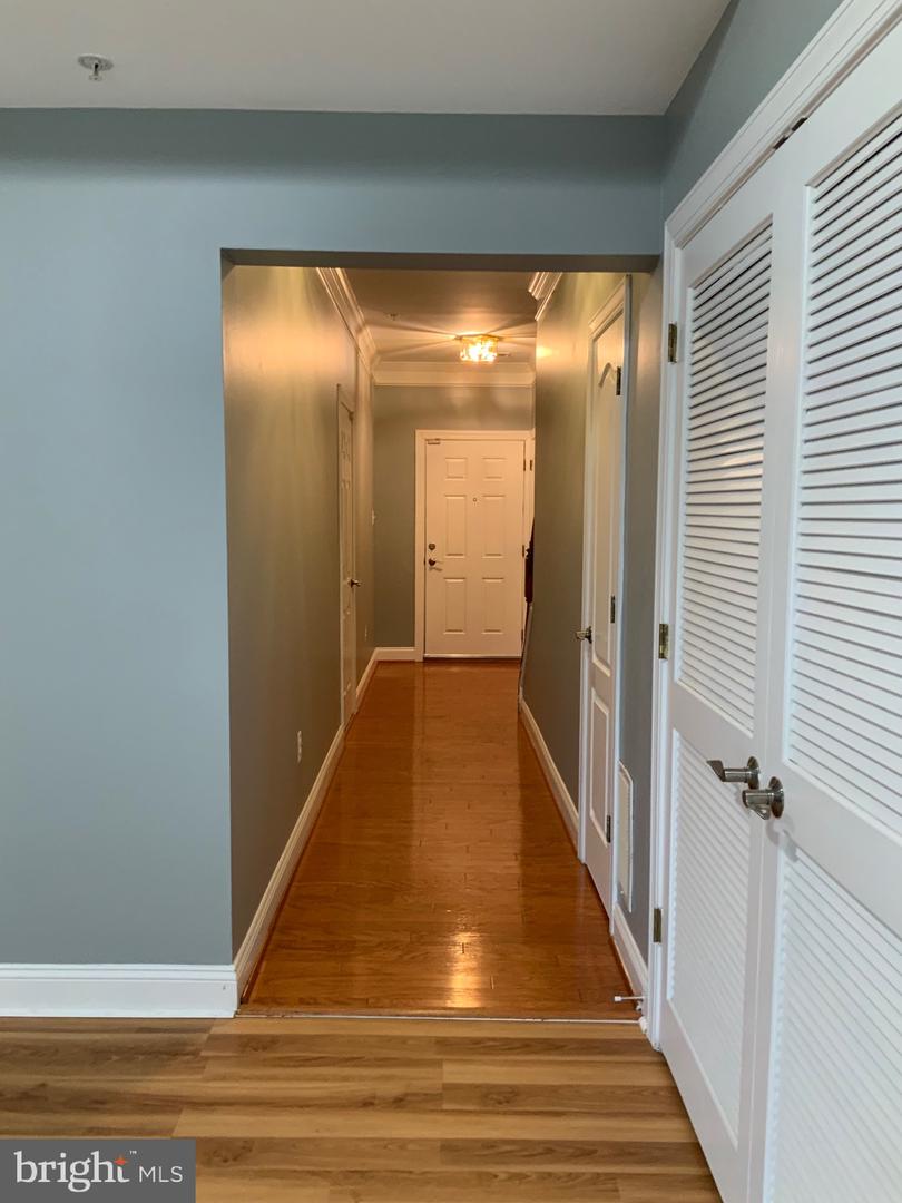 3301 Castle Ridge Cir #36 Property Photo 8
