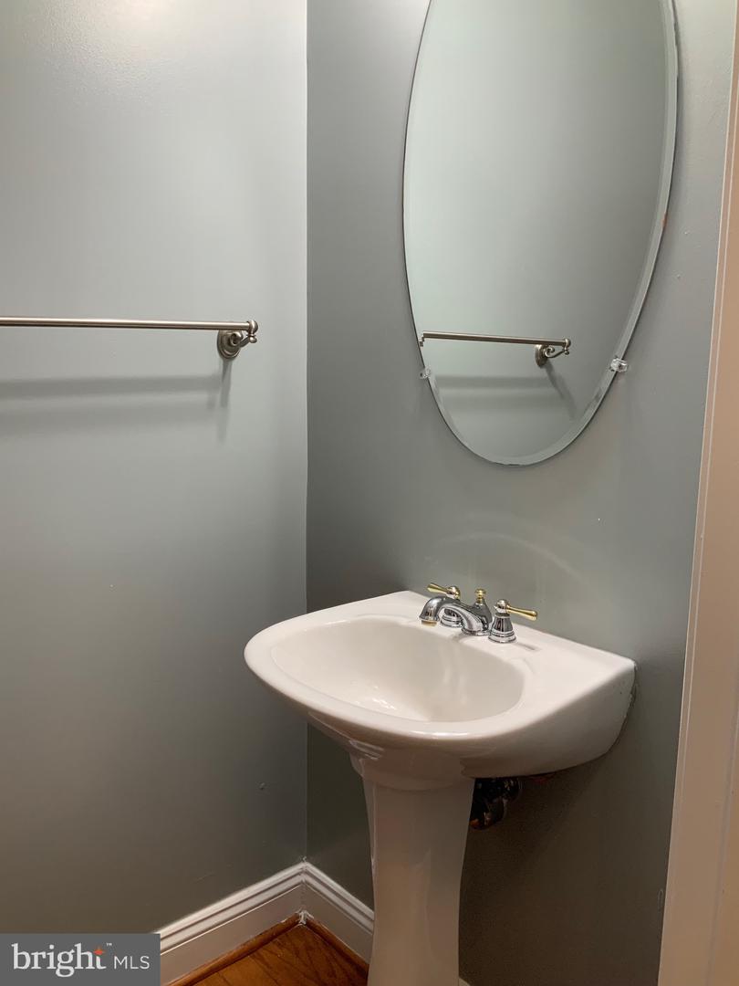 3301 Castle Ridge Cir #36 Property Photo 9