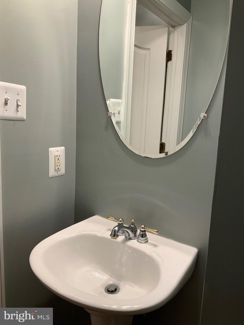 3301 Castle Ridge Cir #36 Property Photo 20