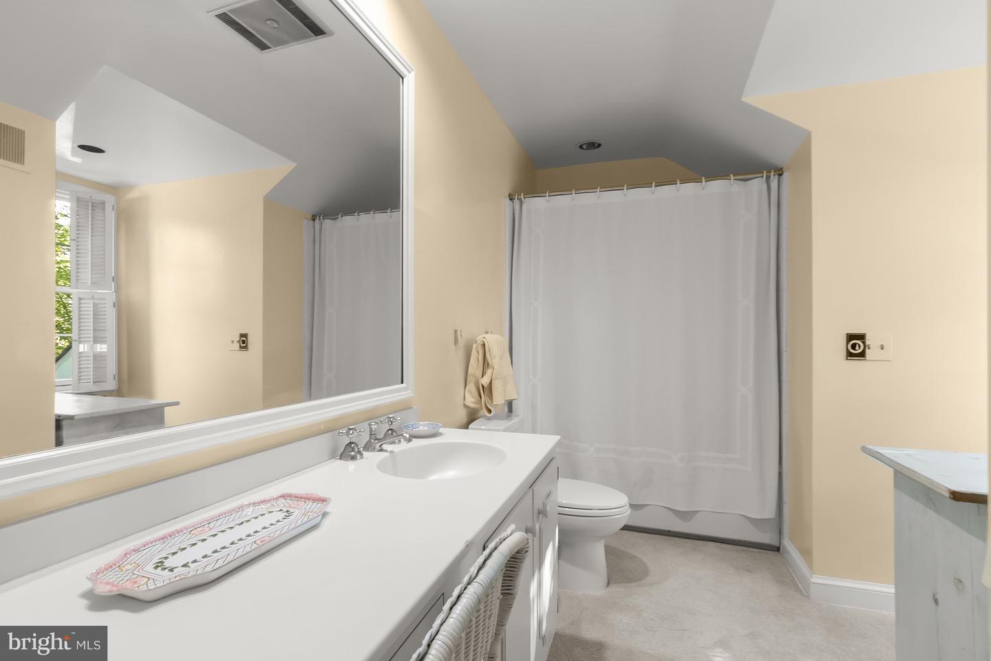 4423 Boxwood Rd Property Photo 19