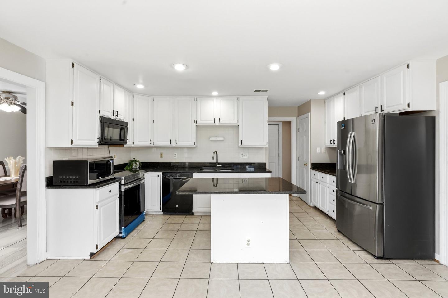 4416 Meanderwood Dr Property Photo 12