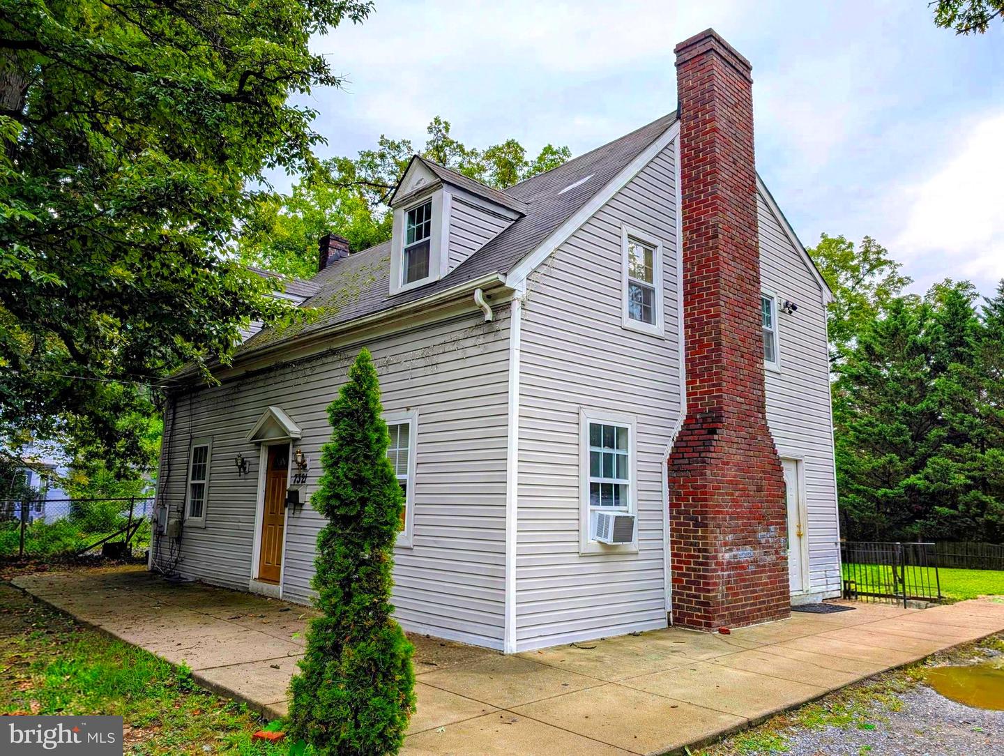 7321 Piney Branch Rd Property Photo 1