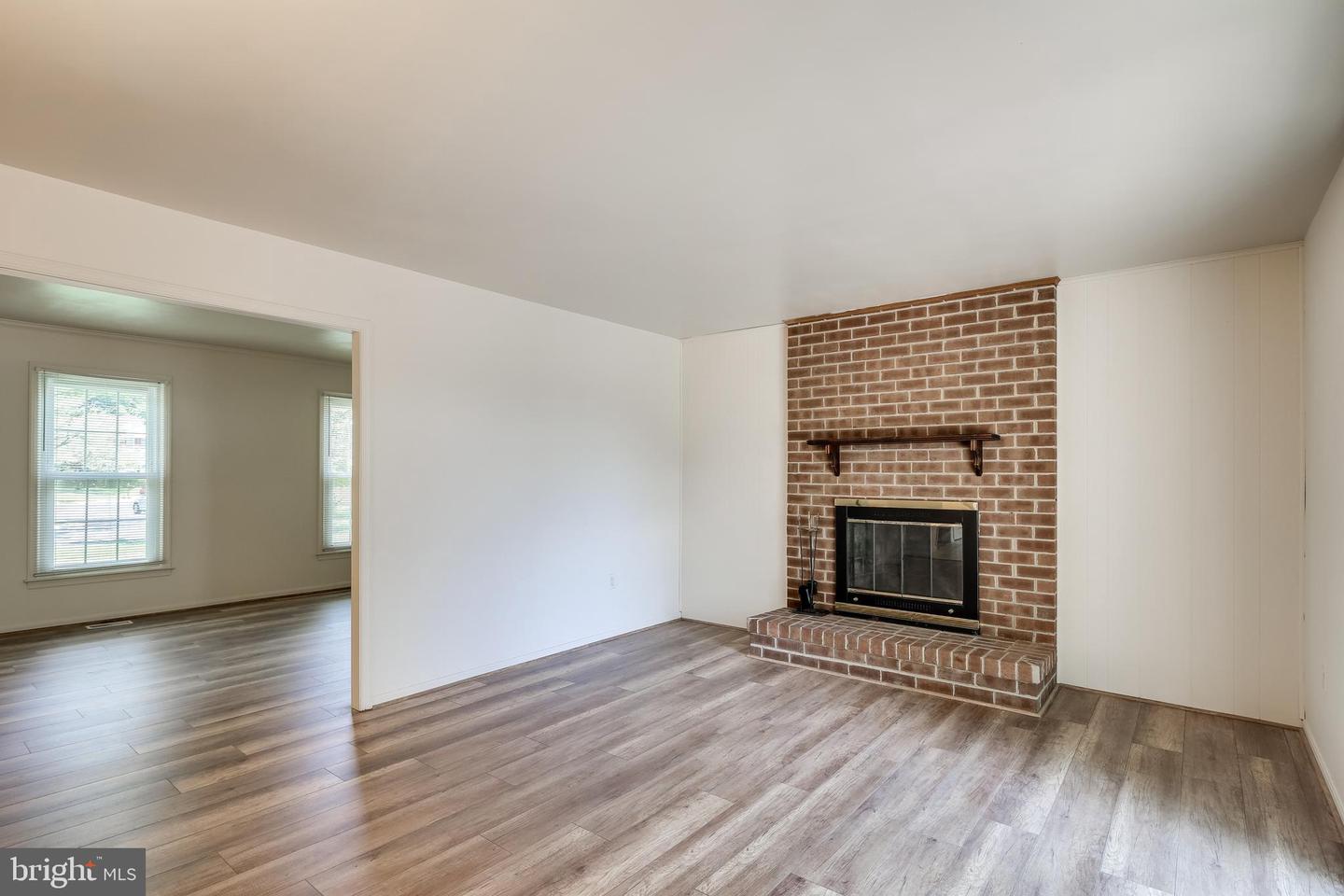6 Rippling Brook Ct Property Photo 5