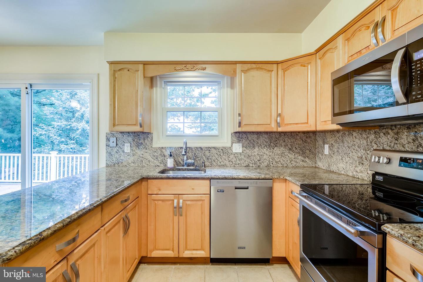 6 Rippling Brook Ct Property Photo 8