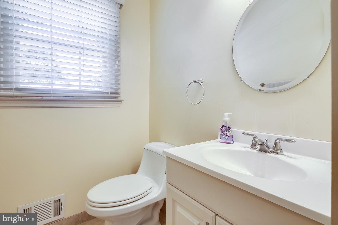 6 Rippling Brook Ct Property Photo 11