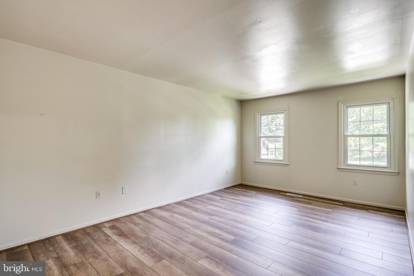 6 Rippling Brook Ct Property Photo 17