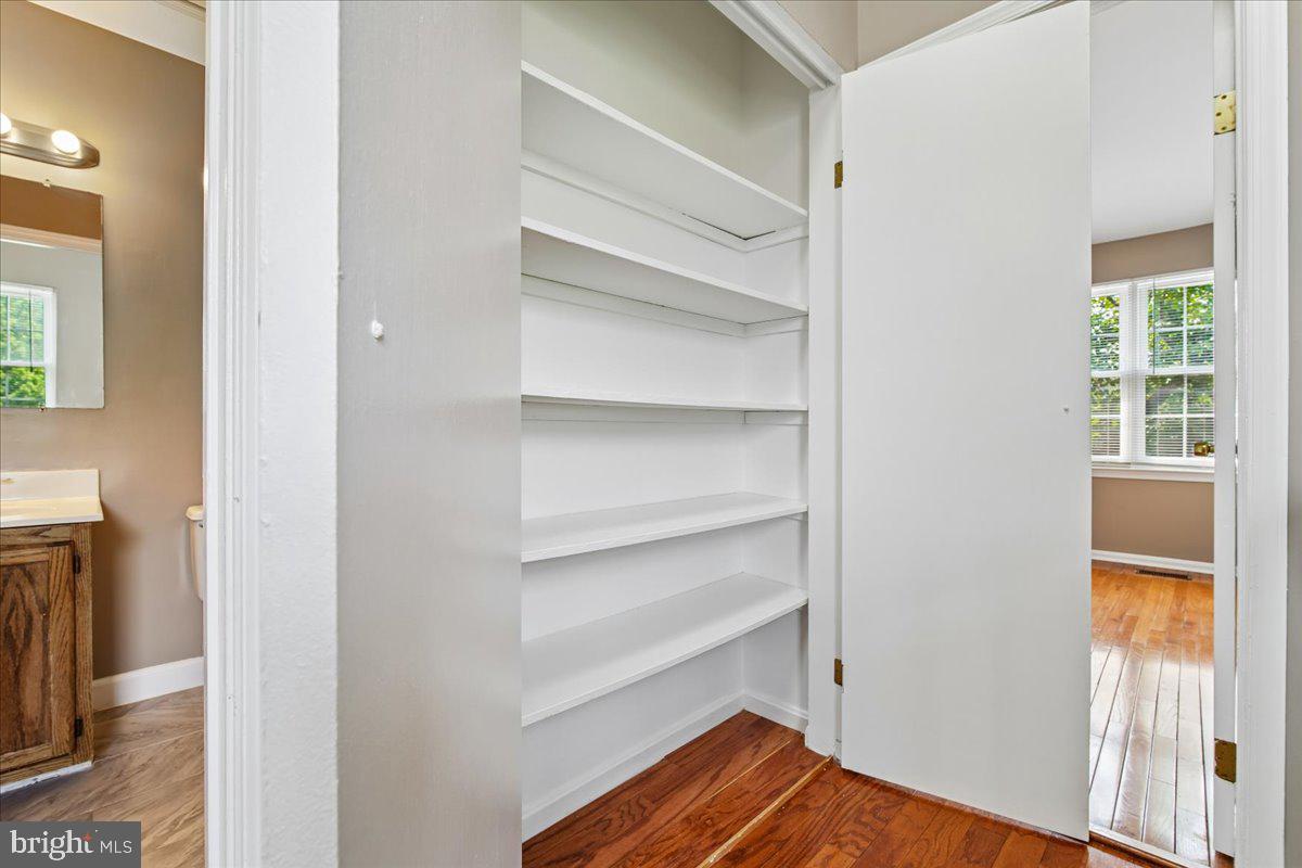 12407 Herrington Manor Dr Property Photo 6