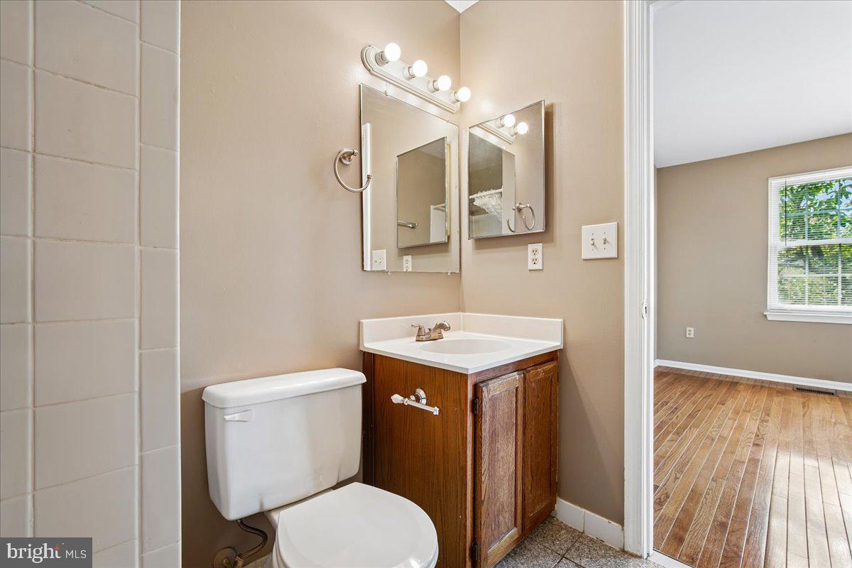 12407 Herrington Manor Dr Property Photo 16