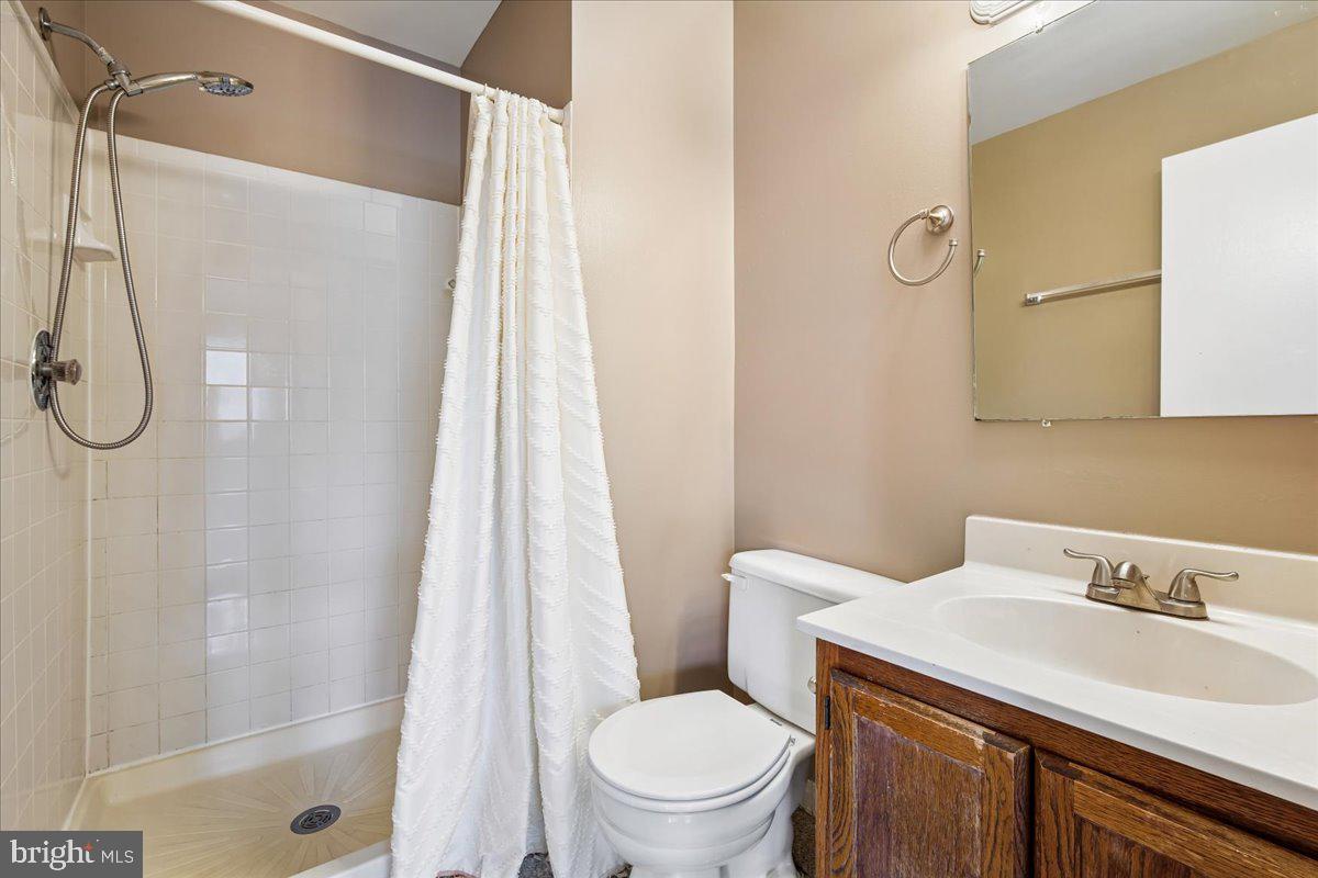 12407 Herrington Manor Dr Property Photo 17