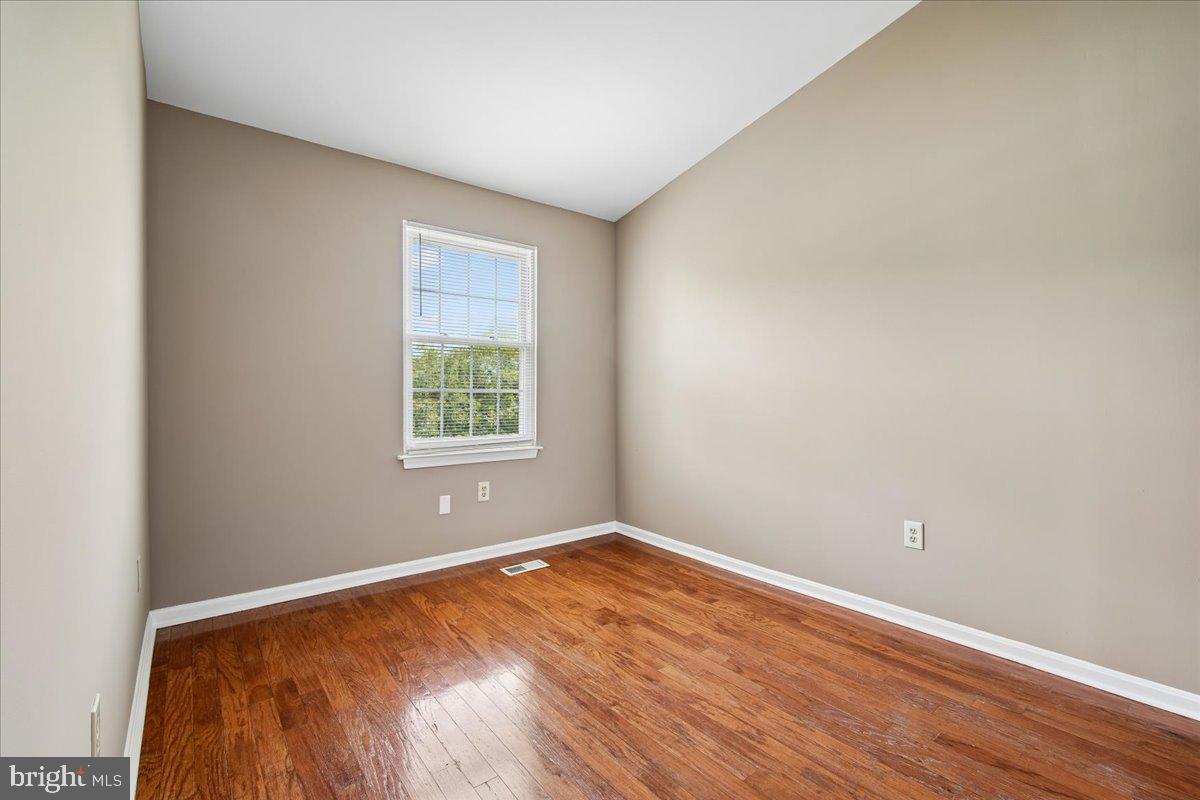 12407 Herrington Manor Dr Property Photo 18