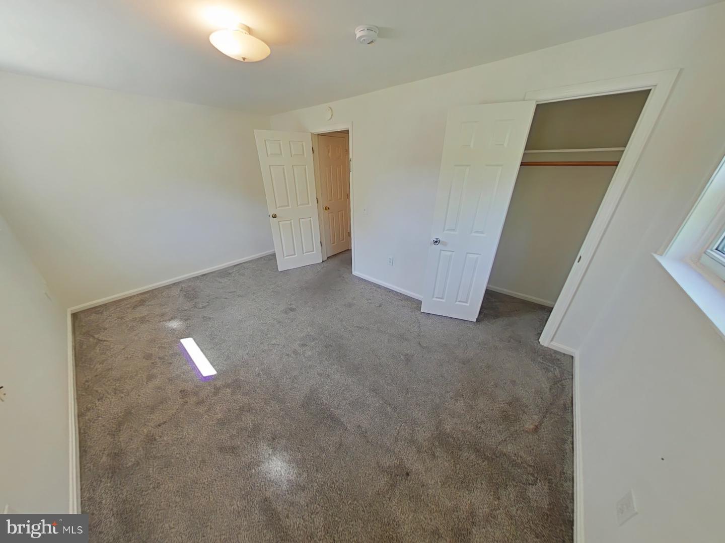 11902 Centerhill St Property Photo 7