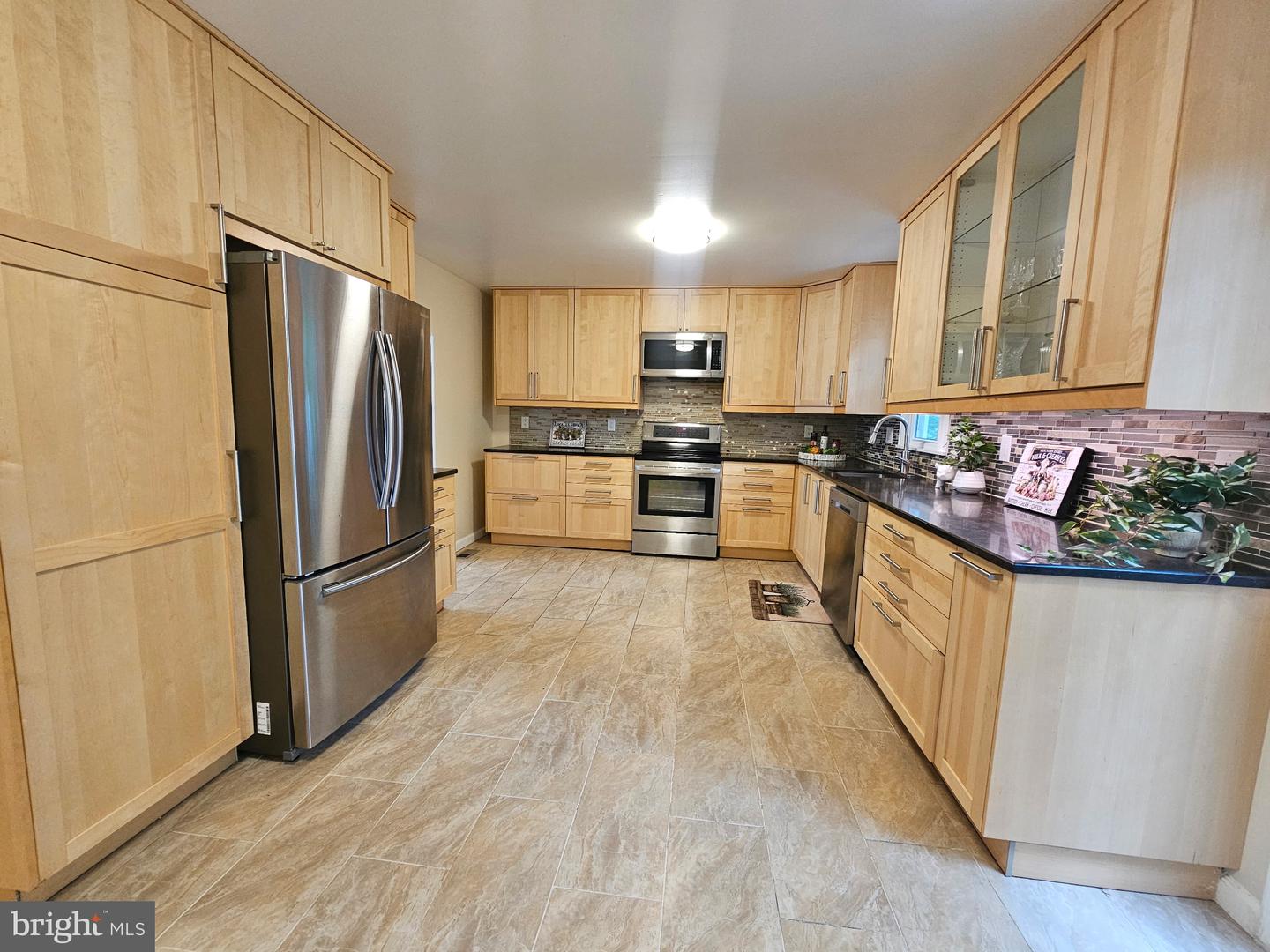 3 Castle Cliff Ct Property Photo 7