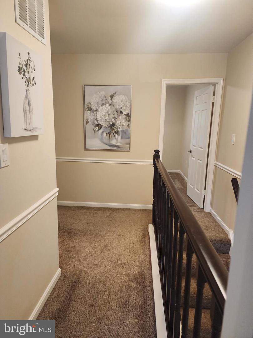 3 Castle Cliff Ct Property Photo 18